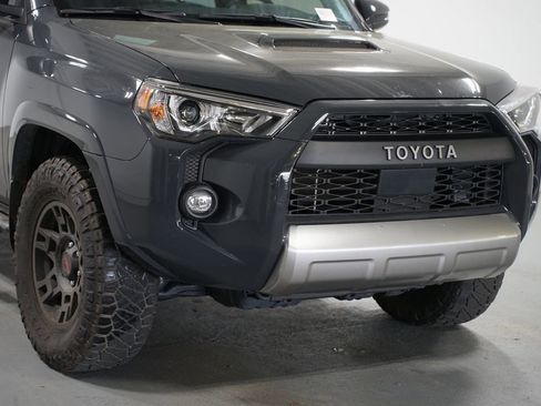 Used 2024 Toyota 4Runner TRD Off-Road Premium w/ Moonroof Package image 4