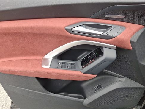 New 2026 Audi SQ5 Premium Plus image 8