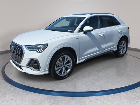 Used 2025 Audi Q3 2.0T Premium w/ Convenience Package AWD/4WD image 1