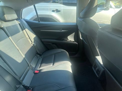 Used 2026 Toyota Camry XLE AWD/4WD image 23