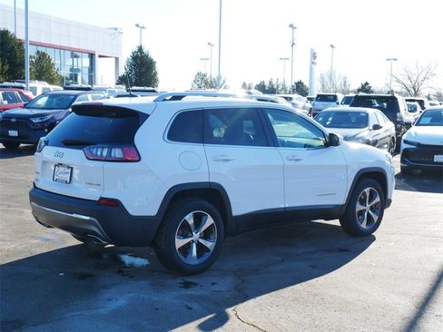 Used 2019 Jeep Cherokee Limited image 5