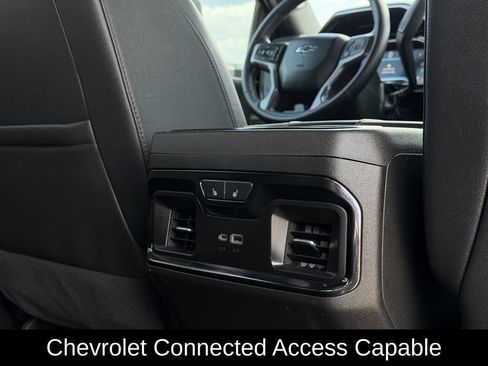 Used 2025 Chevrolet Silverado 2500 ZR2 w/ Technology Package AWD/4WD image 39