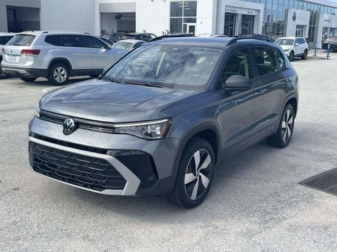 Used 2025 Volkswagen Taos S AWD/4WD image 3