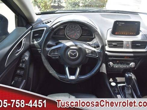 Used 2018 MAZDA MAZDA3 Touring FWD image 26