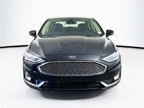 Used 2019 Ford Fusion Titanium FWD image 6