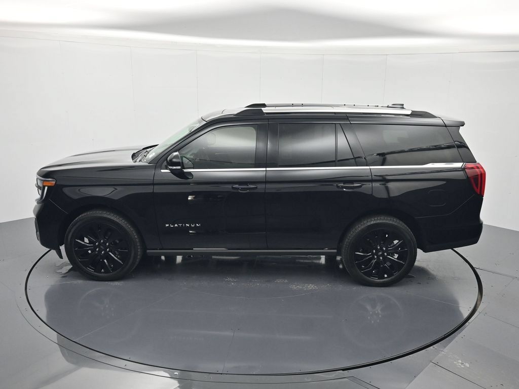 New 2026 Ford Expedition Platinum w/ Driver's Package AWD/4WD image 17