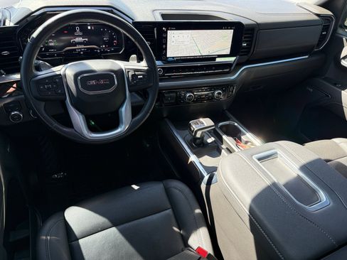 Used 2022 GMC Sierra 1500 SLT w/ SLT Premium Plus Package AWD/4WD image 15