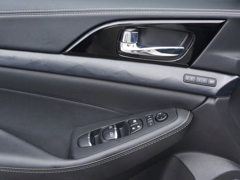 Used 2023 Nissan Maxima Platinum w/ Sport Mat Group image 20