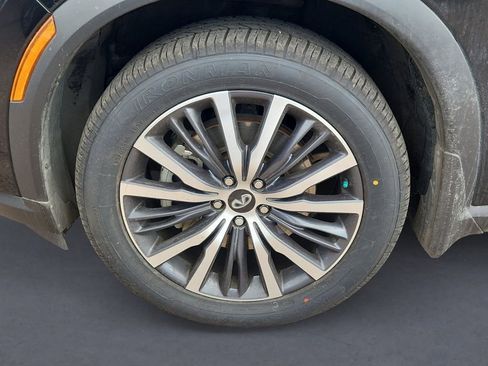 Used 2022 INFINITI QX60 Sensory w/ Cargo Package image 14