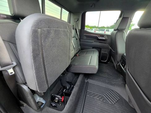 Used 2025 Chevrolet Silverado 1500 LT AWD/4WD image 65
