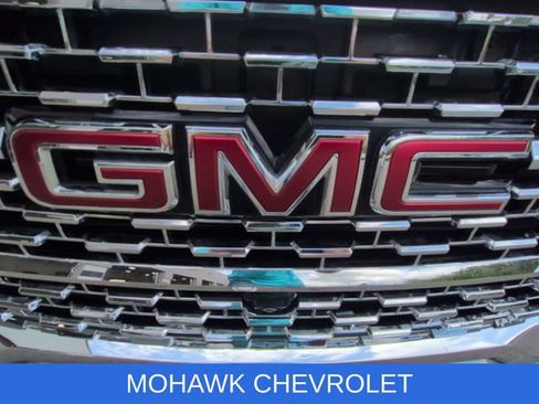 Used 2023 GMC Acadia Denali w/ Denali Ultimate Package AWD/4WD image 33