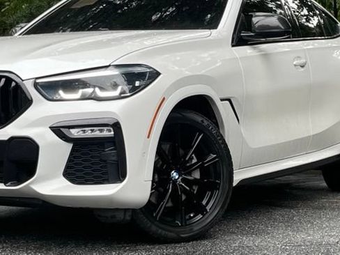 Used 2021 BMW X6 xDrive40i AWD/4WD image 2