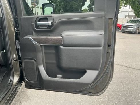 Used 2022 Chevrolet Silverado 2500 LTZ w/ LTZ Premium Package AWD/4WD image 19