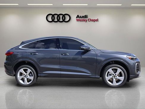 New 2025 Audi Q5 Premium Plus AWD/4WD image 6