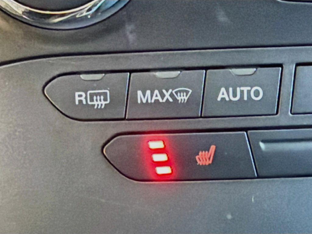 Used 2017 Ford Edge SEL FWD image 21