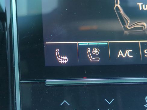 Used 2024 Audi A8 L 3.0T w/ Comfort Plus Package image 27