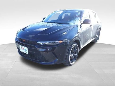 New 2024 Dodge Hornet R/T Plus w/ R/T Blacktop Package image 8