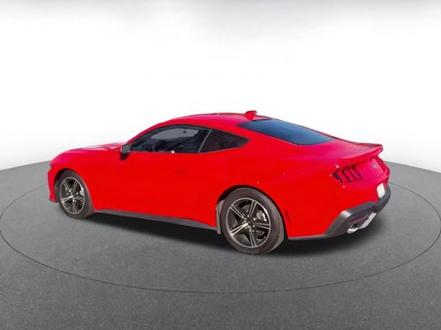 Used 2024 Ford Mustang Premium image 8