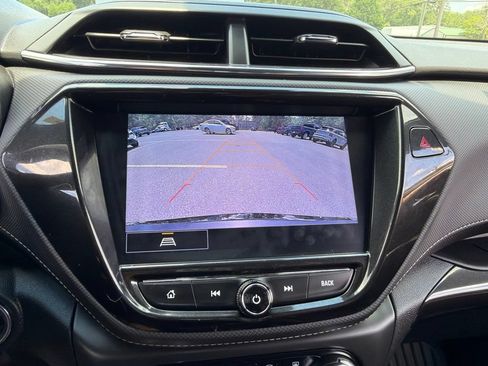 Used 2022 Chevrolet TrailBlazer ACTIV w/ Technology Package AWD/4WD image 12