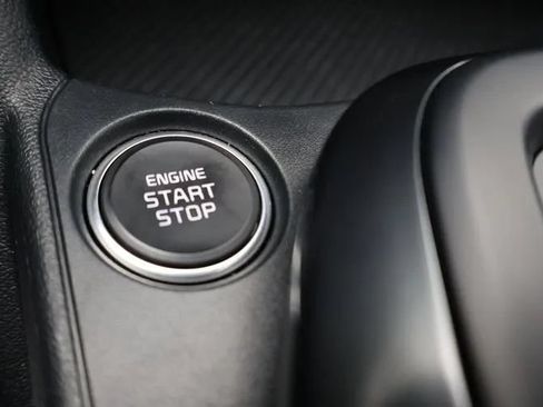 Used 2025 Kia K4 FWD image 26