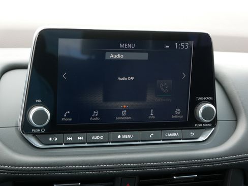 Used 2023 Nissan Rogue SV AWD/4WD image 22