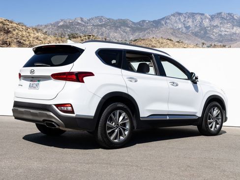 Used 2019 Hyundai Santa Fe Limited FWD image 13