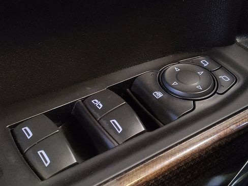 Used 2020 Chevrolet Silverado 1500 LT w/ All-Star Edition image 27