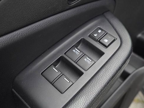 Used 2016 Honda Pilot Elite image 9