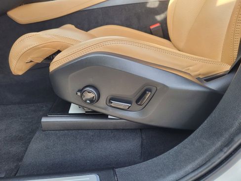 Certified 2023 Volvo XC90 B6 Ultimate w/ Protection Package Premier image 10