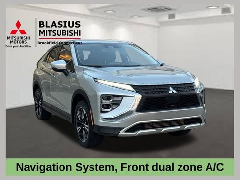 Used 2023 Mitsubishi Eclipse Cross SE image 1