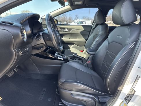 Used 2020 Kia Forte GT-Line w/ GT-Line Premium Package image 16