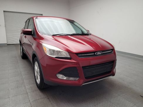 Used 2015 Ford Escape SE image 14