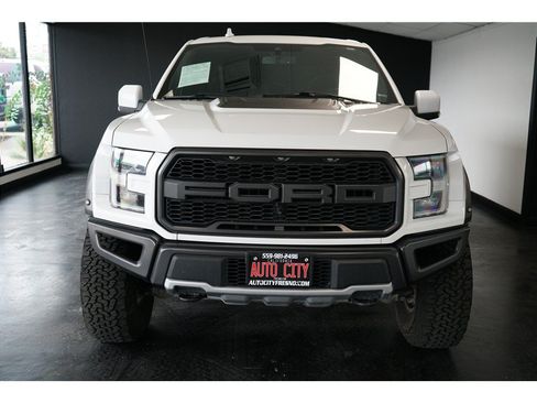 Used 2019 Ford F150 Raptor w/ Equipment Group 802A Luxury AWD/4WD image 2