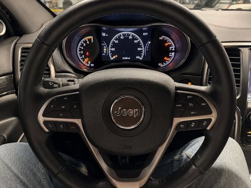 Used 2018 Jeep Grand Cherokee High Altitude AWD/4WD image 31
