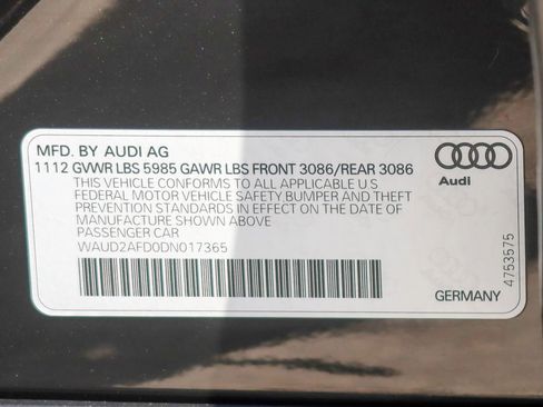 Used 2013 Audi S8 w/ Full Leather Pkg image 10