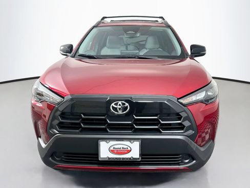 Used 2026 Toyota Corolla Cross LE w/ Moonroof Package FWD image 2