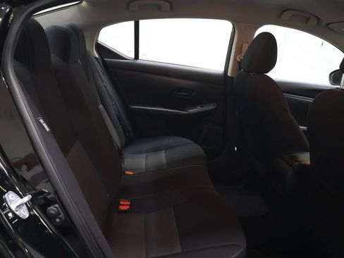 Used 2025 Nissan Sentra SV FWD image 13