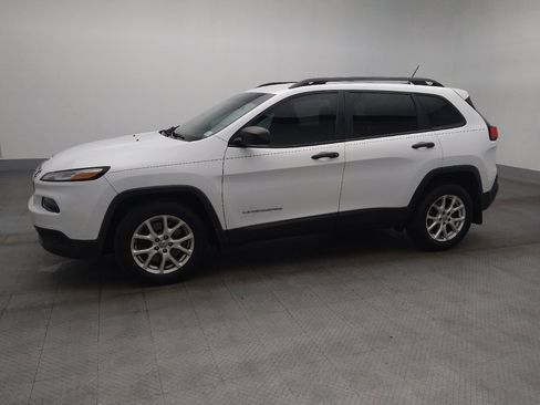 Used 2015 Jeep Cherokee Sport w/ Sport Appearance Group image 2