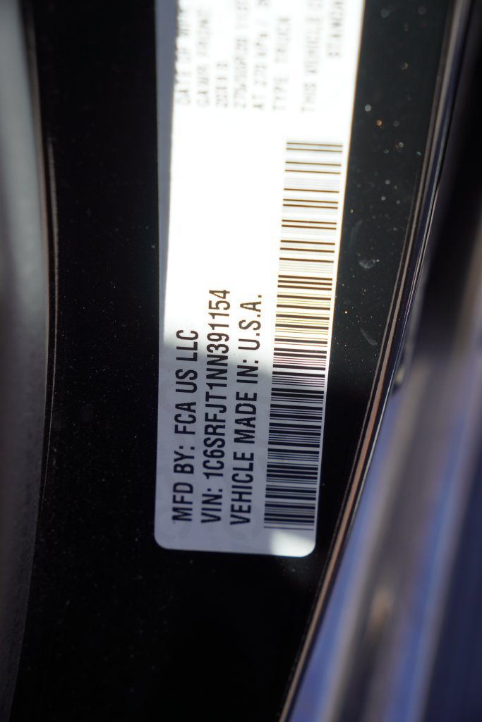 Used 2022 RAM 1500 Laramie w/ Sport Appearance Package AWD/4WD image 10