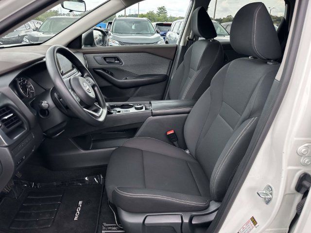 Used 2023 Nissan Rogue S AWD/4WD image 15
