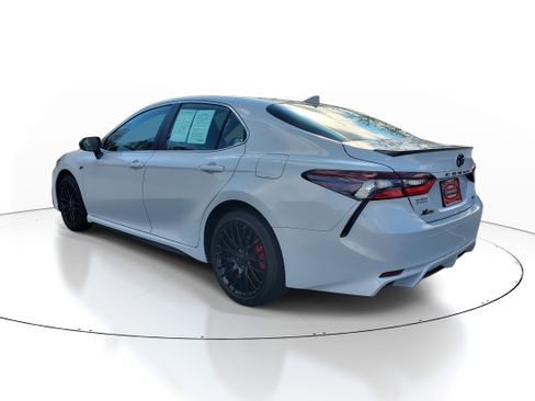 Certified 2024 Toyota Camry SE image 4