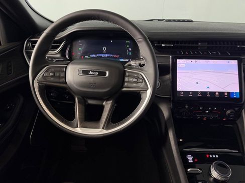 Used 2024 Jeep Grand Cherokee Limited 4xe w/ Luxury Tech Group II AWD/4WD image 13