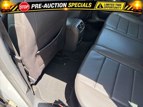 Used 2014 Volkswagen Jetta SE FWD image 30