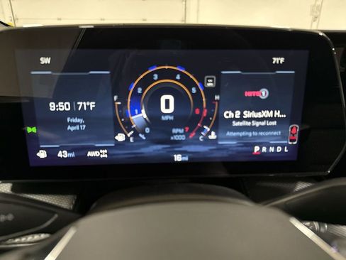New 2026 Chevrolet Equinox LT w/ Safety and Technology Package AWD/4WD image 12