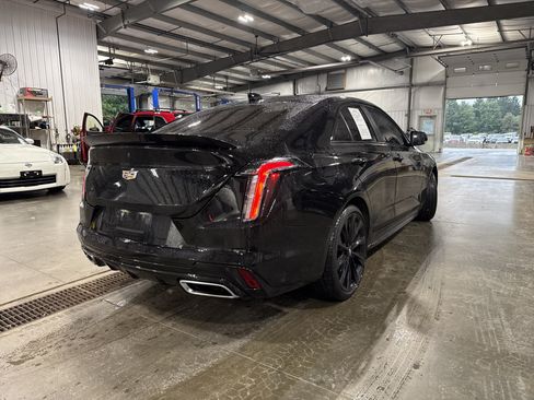 Used 2026 Cadillac CT4 Sport w/ LPO, ONYX Package AWD/4WD image 4