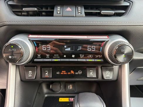 Used 2025 Toyota RAV4 XLE Premium w/ Weather Package AWD/4WD image 25