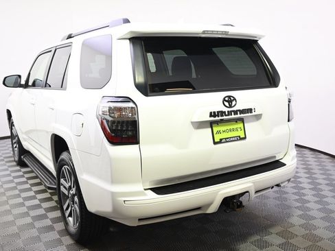 Used 2022 Toyota 4Runner TRD Sport w/ Technology Package AWD/4WD image 4