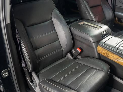 Used 2017 GMC Yukon XL Denali w/ Open Road Package image 25