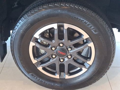 Used 2024 Toyota Tacoma TRD Sport image 9