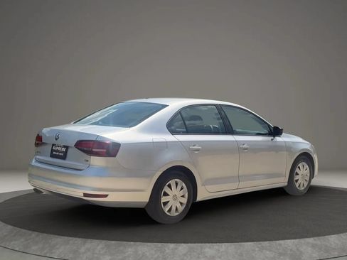 Used 2016 Volkswagen Jetta S FWD image 3